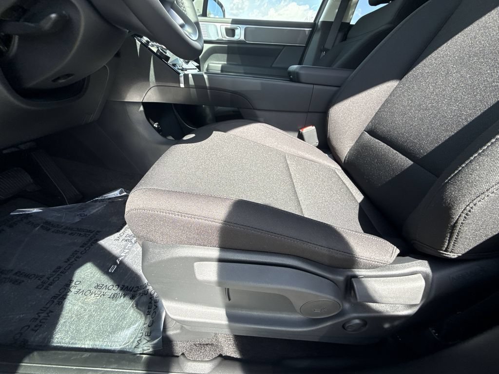 New 2026 Hyundai Santa Fe SE AWD/4WD image 12