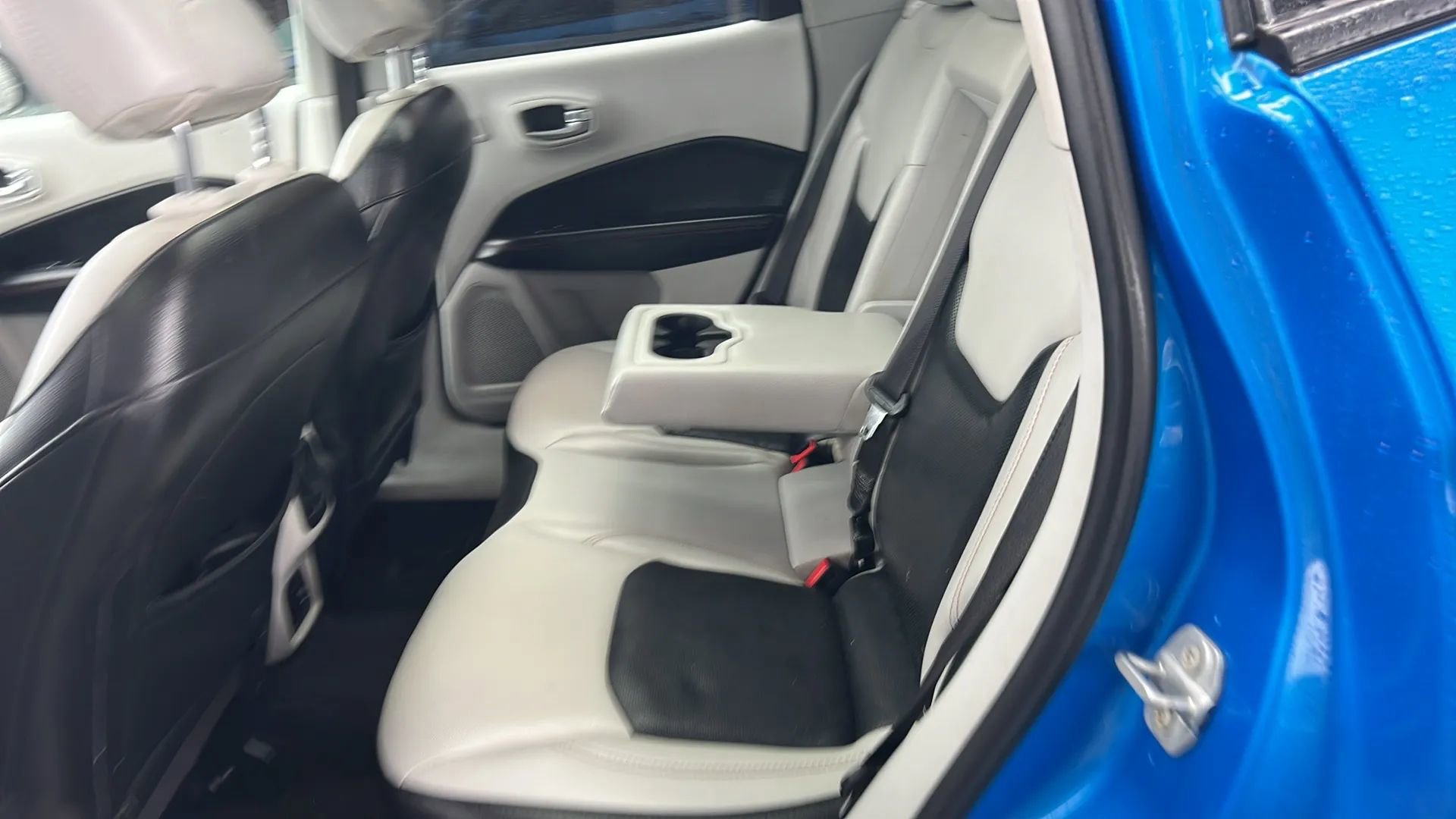 Used 2018 Jeep Compass Limited w/ Navigation Group image 35