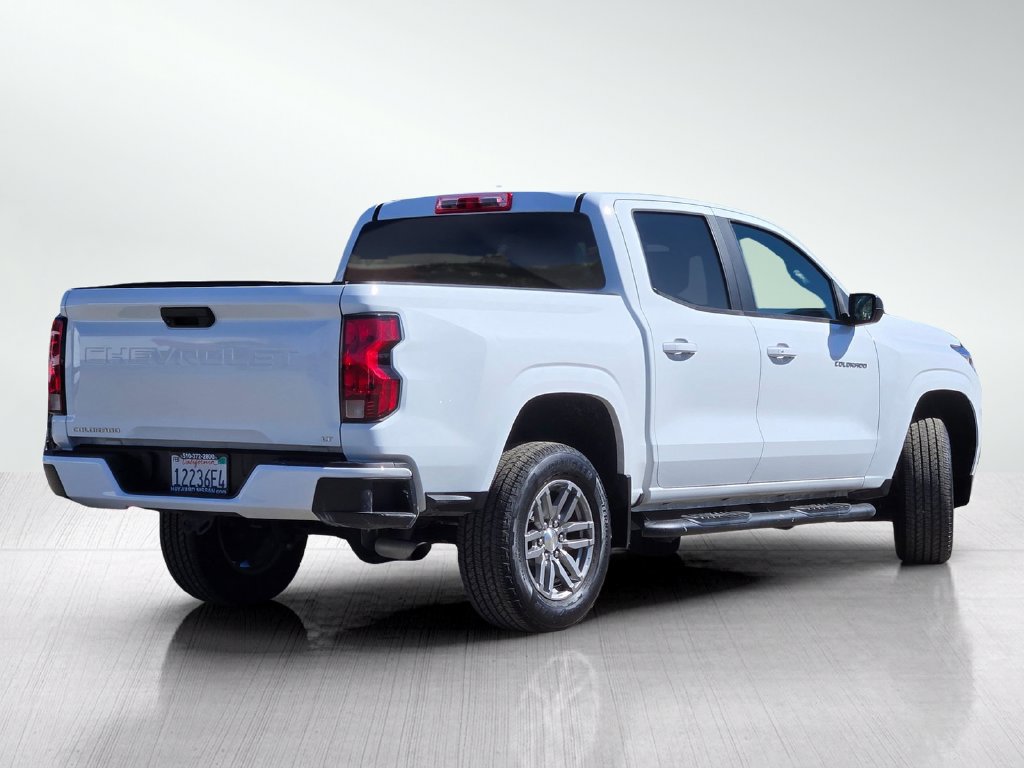 Used 2024 Chevrolet Colorado LT RWD image 5