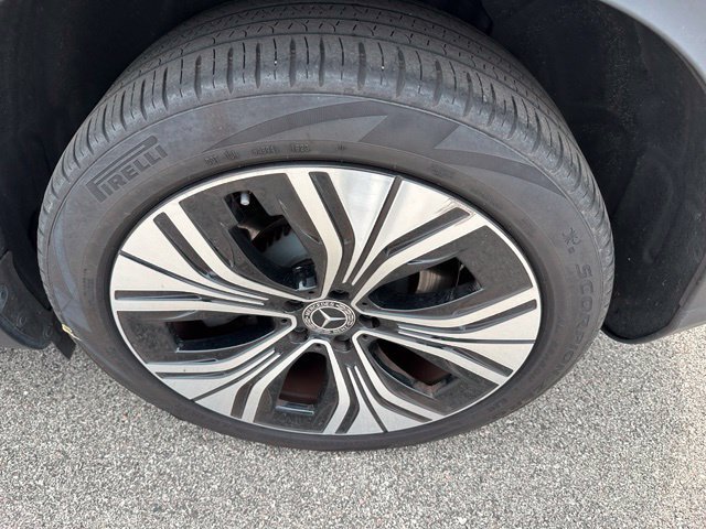 Used 2023 Mercedes-Benz EQE 350+ 4MATIC SUV w/ Exclusive Trim Package image 8
