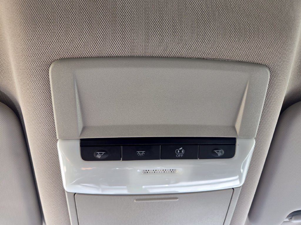 Used 2026 Nissan Rogue S FWD image 19
