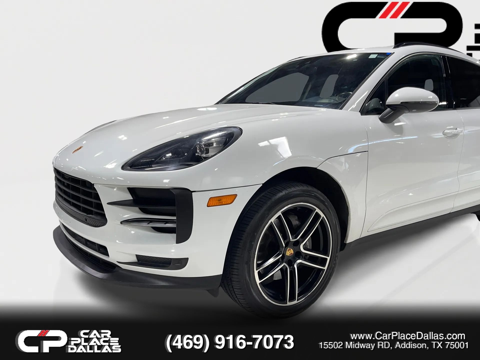 Used 2021 Porsche Macan w/ Premium Package Plus AWD/4WD image 4