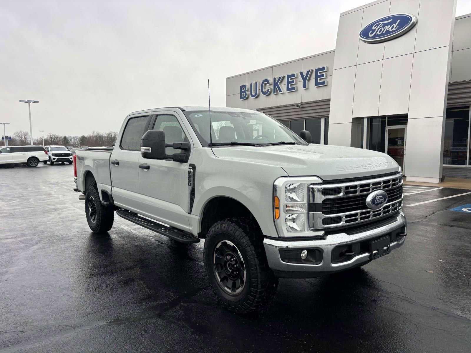 New 2026 Ford F350 XLT w/ Tremor Off-Road Package