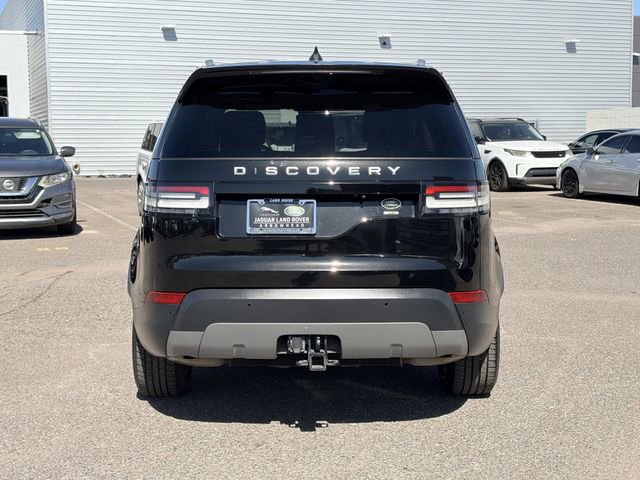Used 2018 Land Rover Discovery SE image 29