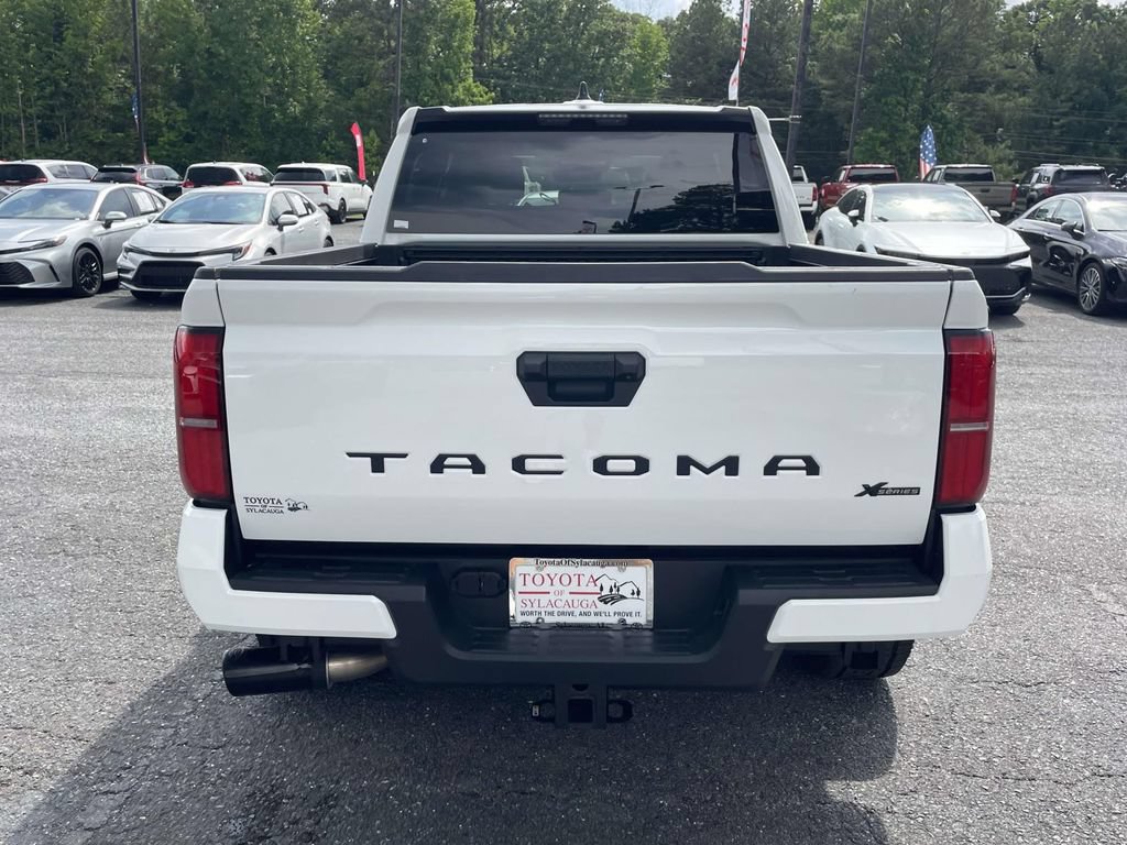 Used 2025 Toyota Tacoma SR5 RWD image 3