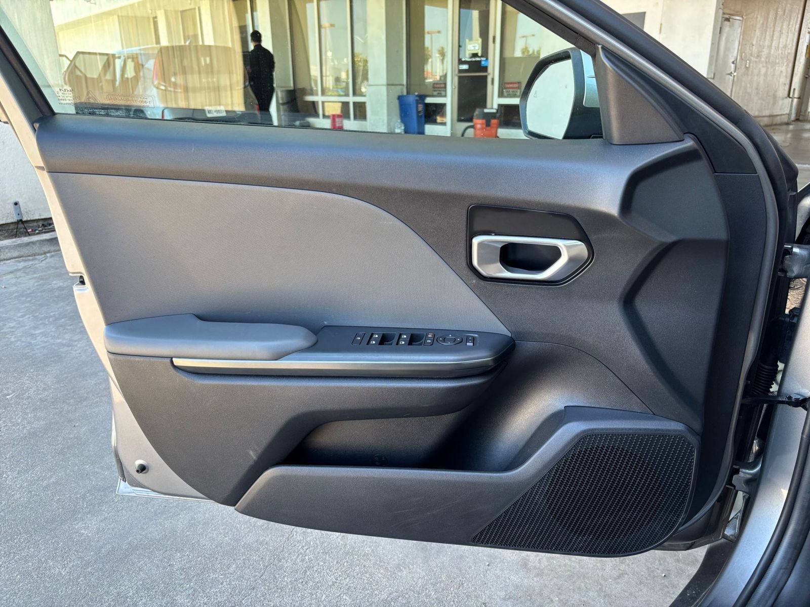 Used 2025 Kia K4 FWD image 18