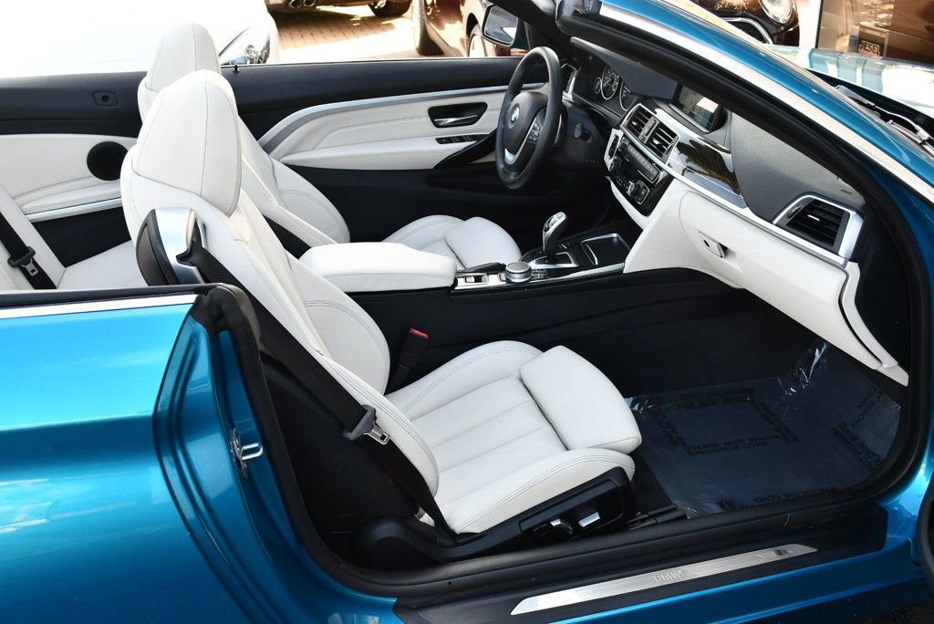 Used 2019 BMW 430i xDrive Convertible image 19