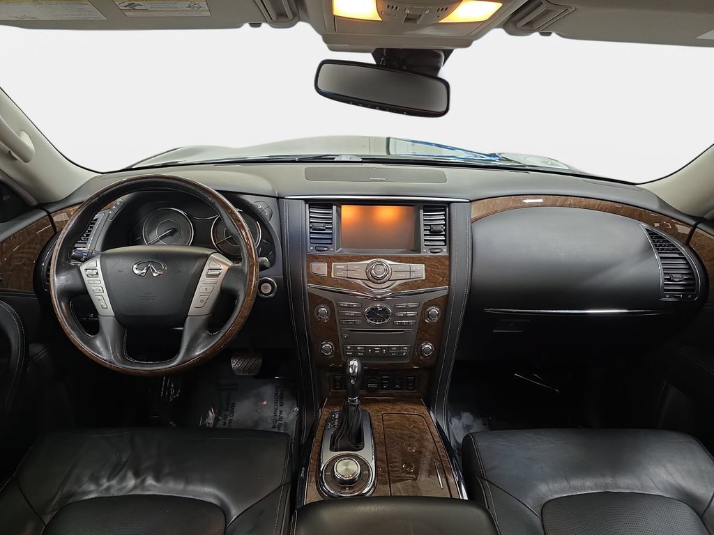Used 2017 INFINITI QX80 4WD w/ Driver Assistance Package image 10