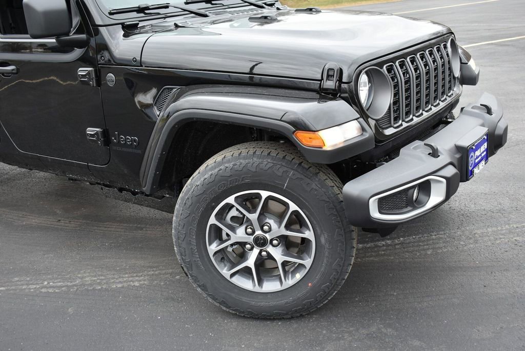 New 2026 Jeep Gladiator Sport AWD/4WD image 3