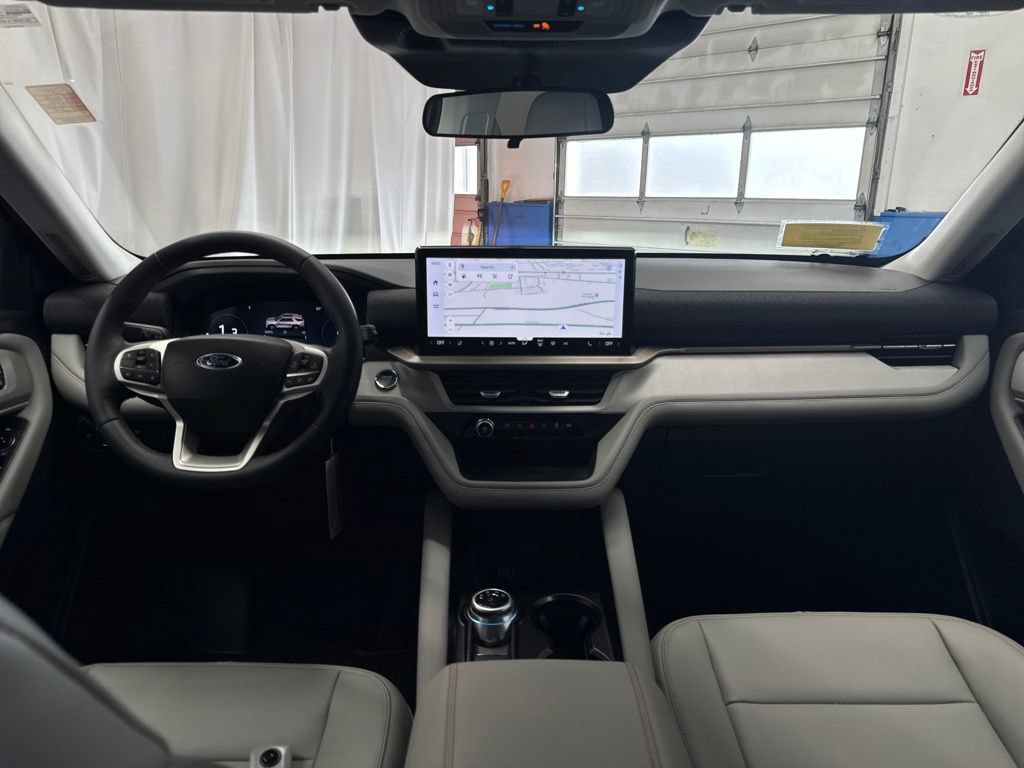 New 2026 Ford Explorer Active w/ Active Comfort Package AWD/4WD image 13