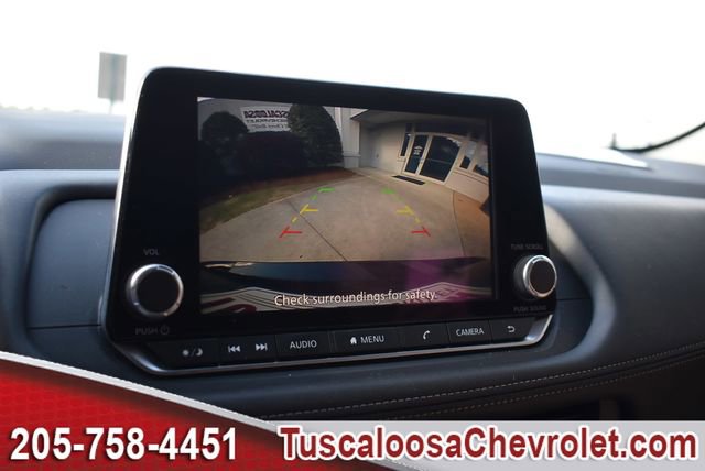 Used 2024 Nissan Rogue S image 31