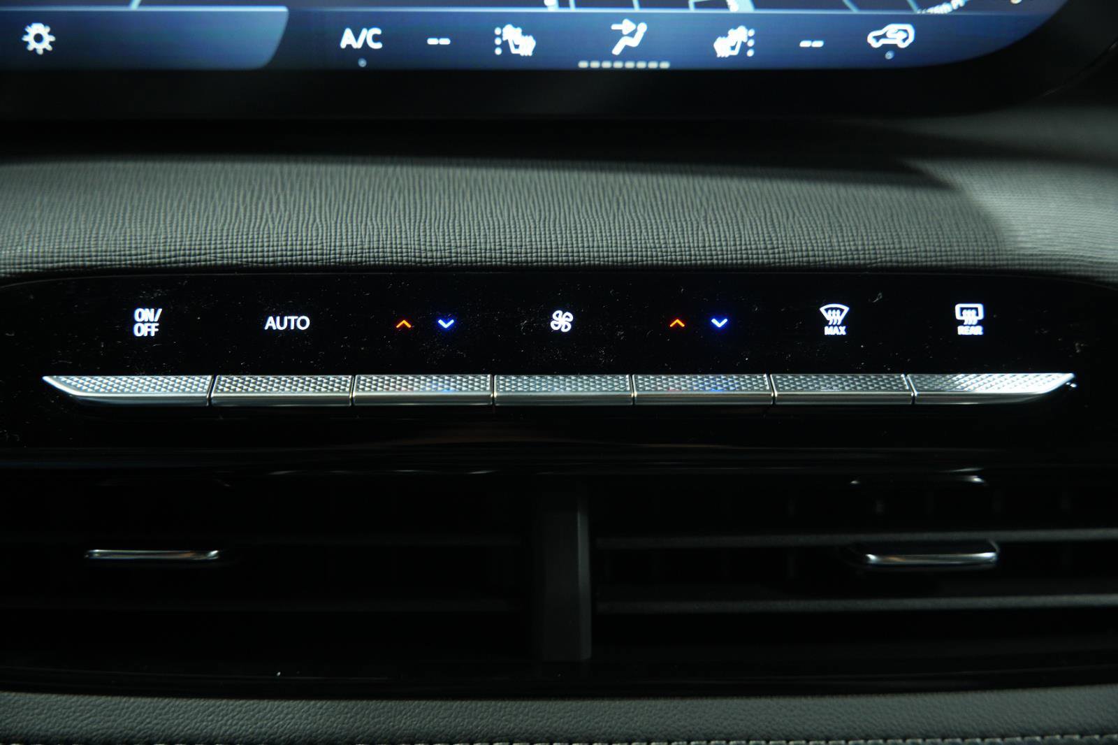 New 2026 Buick Enclave Preferred w/ Power Package image 39