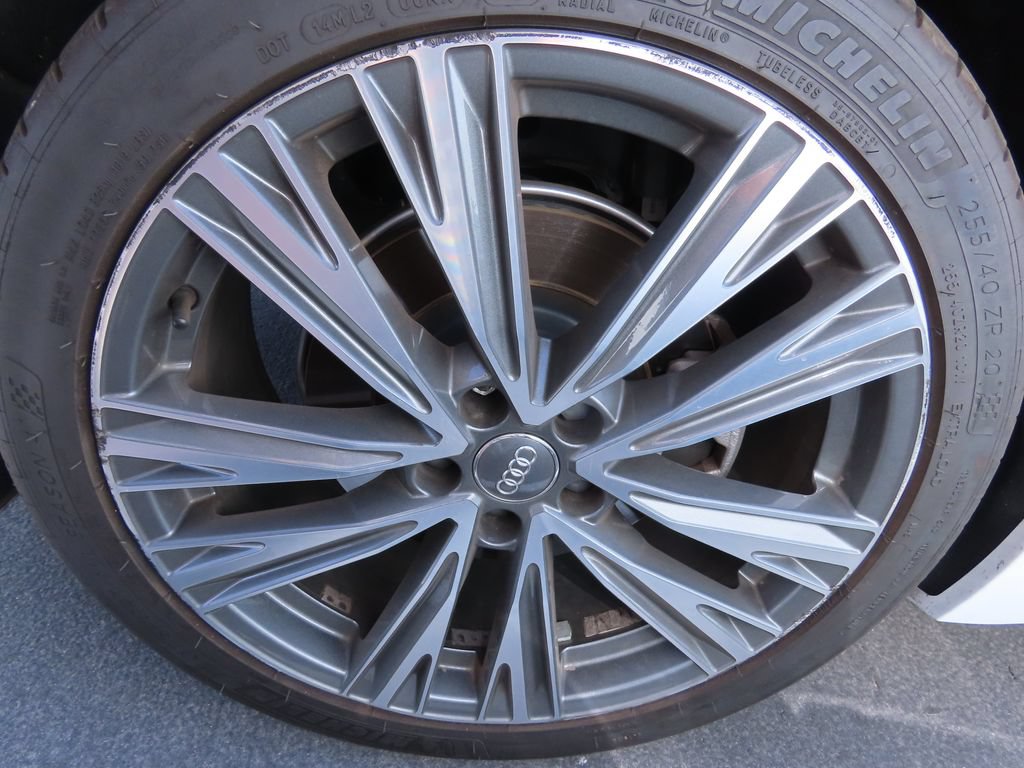 Used 2020 Audi A6 2.0T Premium Plus w/ Premium Plus Package AWD/4WD image 17