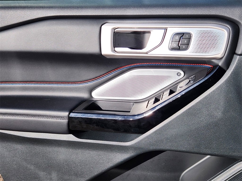 Used 2024 Ford Explorer ST w/ Equipment Group 401A image 6