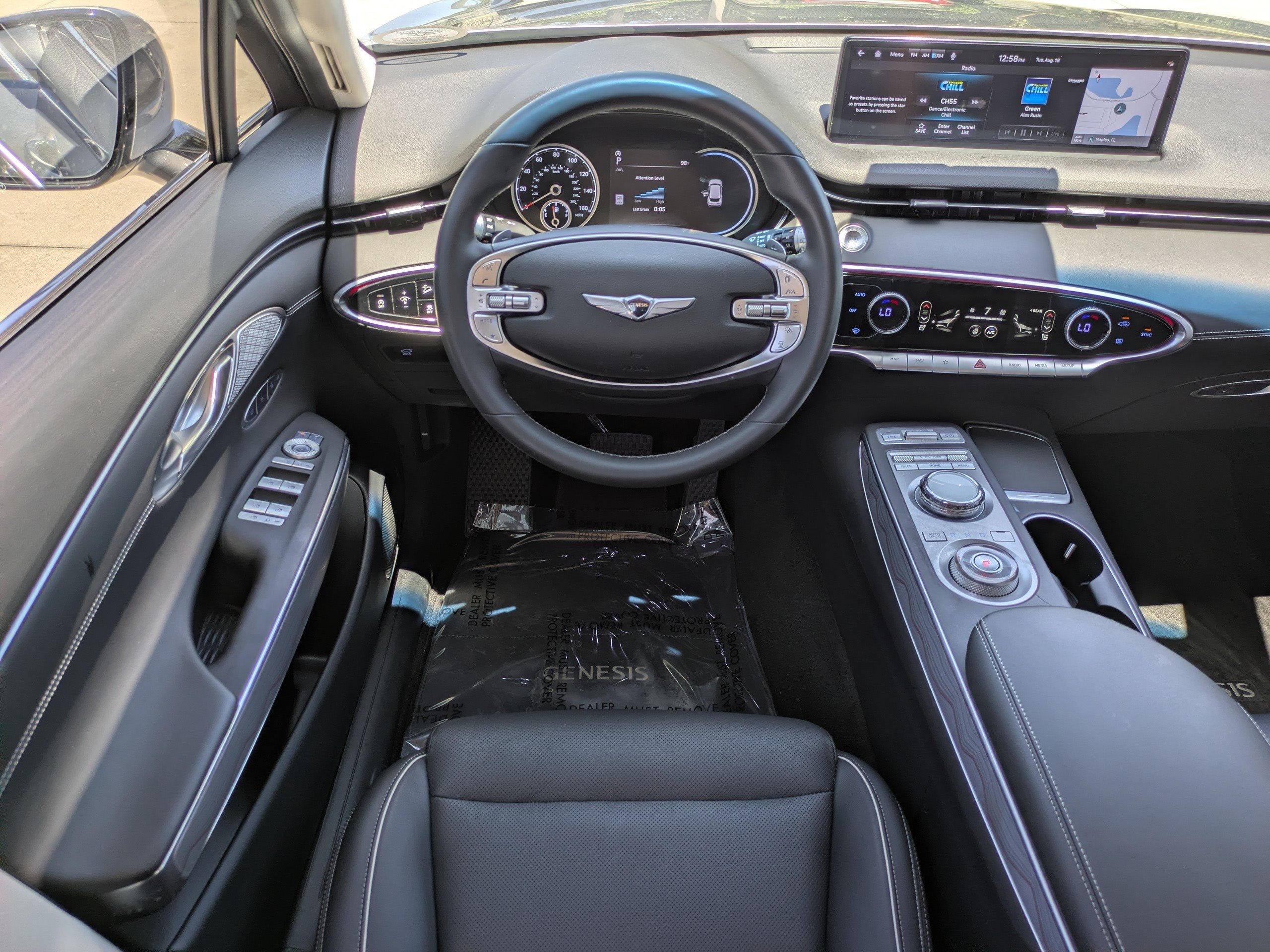 Certified 2024 Genesis GV70 2.5T w/ Advanced Package AWD/4WD image 15