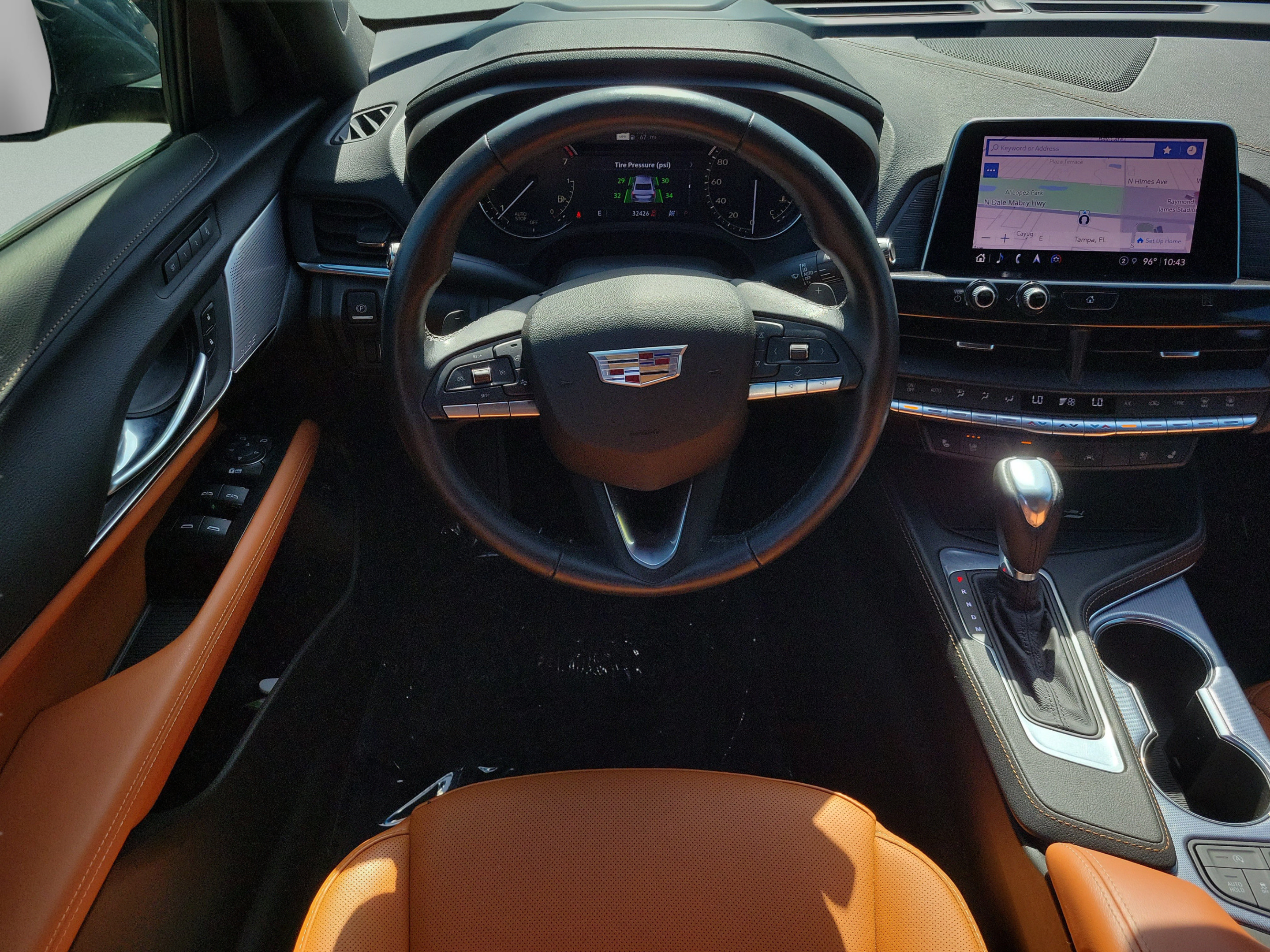 Used 2021 Cadillac CT4 Premium Luxury RWD image 12