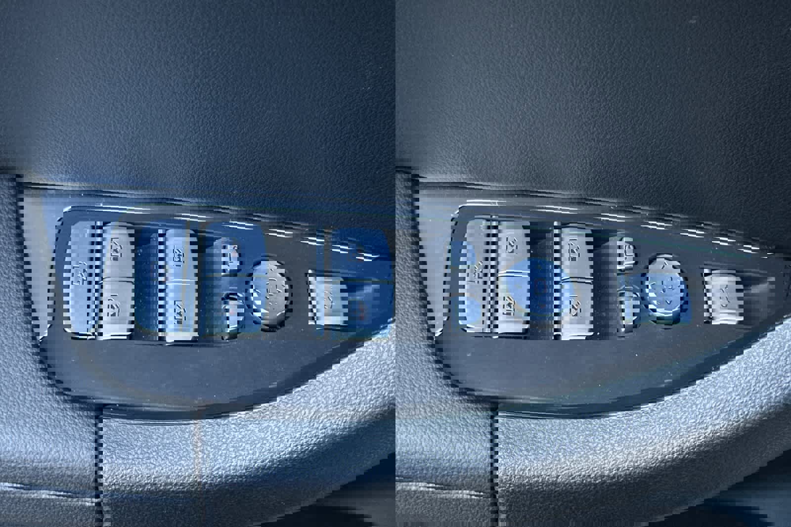 Used 2024 BMW X3 M40i image 13