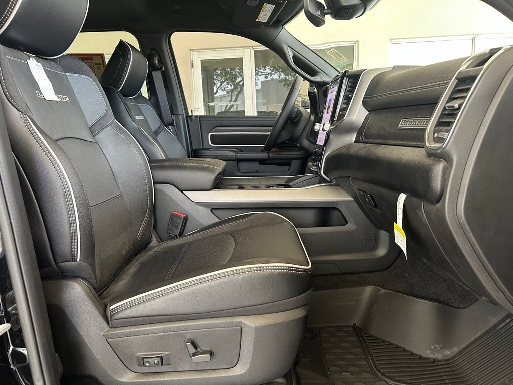 Used 2025 RAM 2500 Laramie w/ Night Edition AWD/4WD image 24