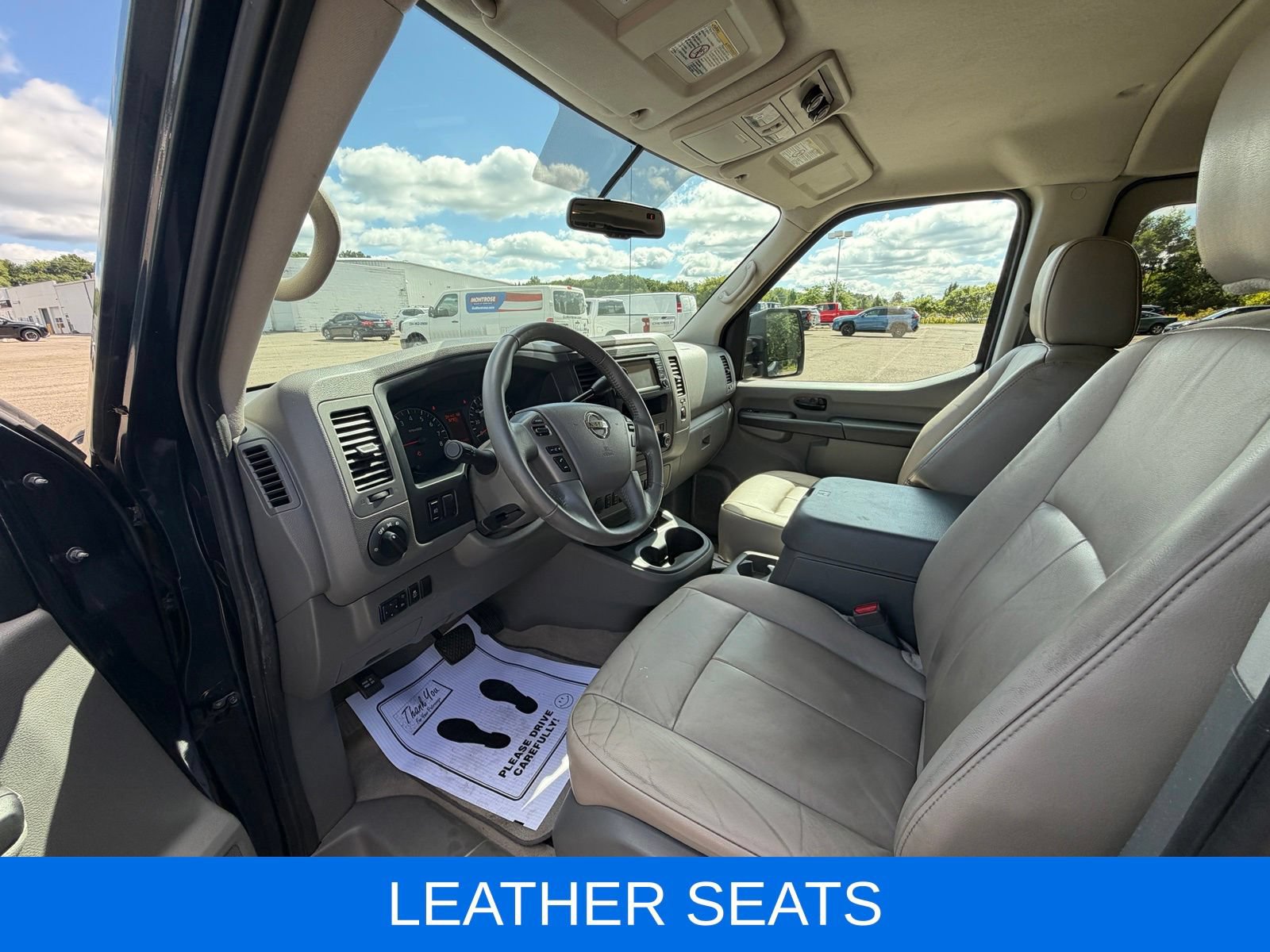 Used 2018 Nissan NV 3500 SL RWD image 16
