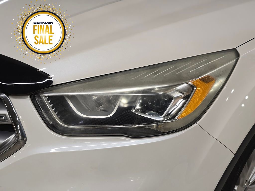 Used 2017 Ford Escape Titanium image 12
