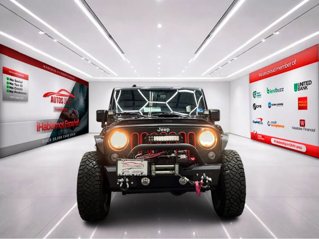 Used 2018 Jeep Wrangler Unlimited Rubicon w/ Connectivity Group image 5