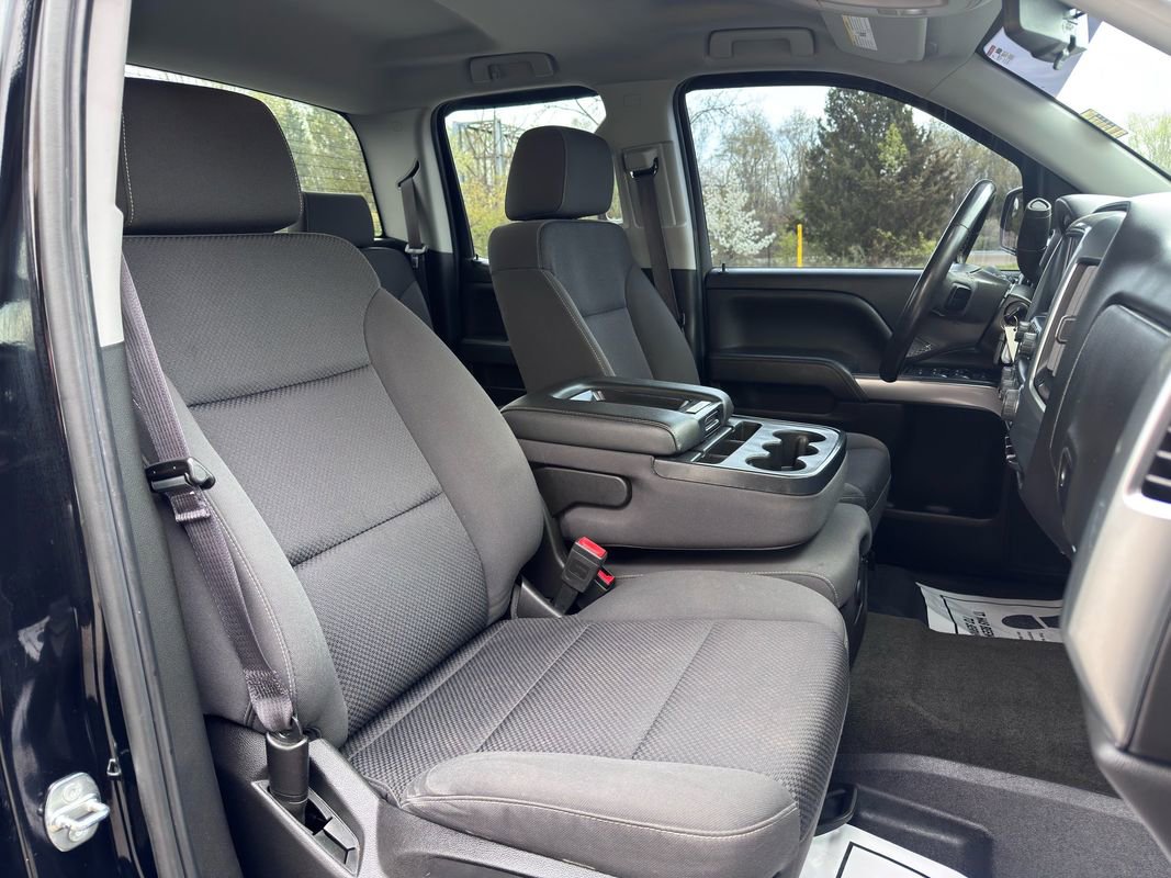 Used 2017 Chevrolet Silverado 1500 LT w/ All Star Edition image 29