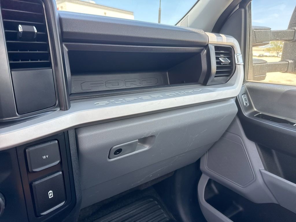 Used 2024 Ford F250 XL w/ XL Chrome Package AWD/4WD image 25