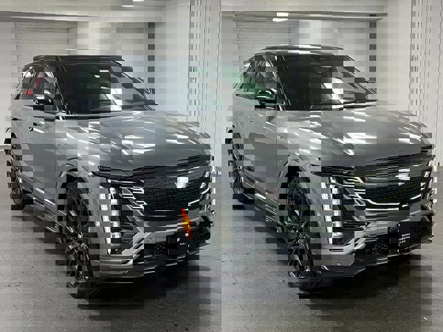 New 2026 Cadillac Lyriq V w/ Exterior Carbon Fiber Package image 2