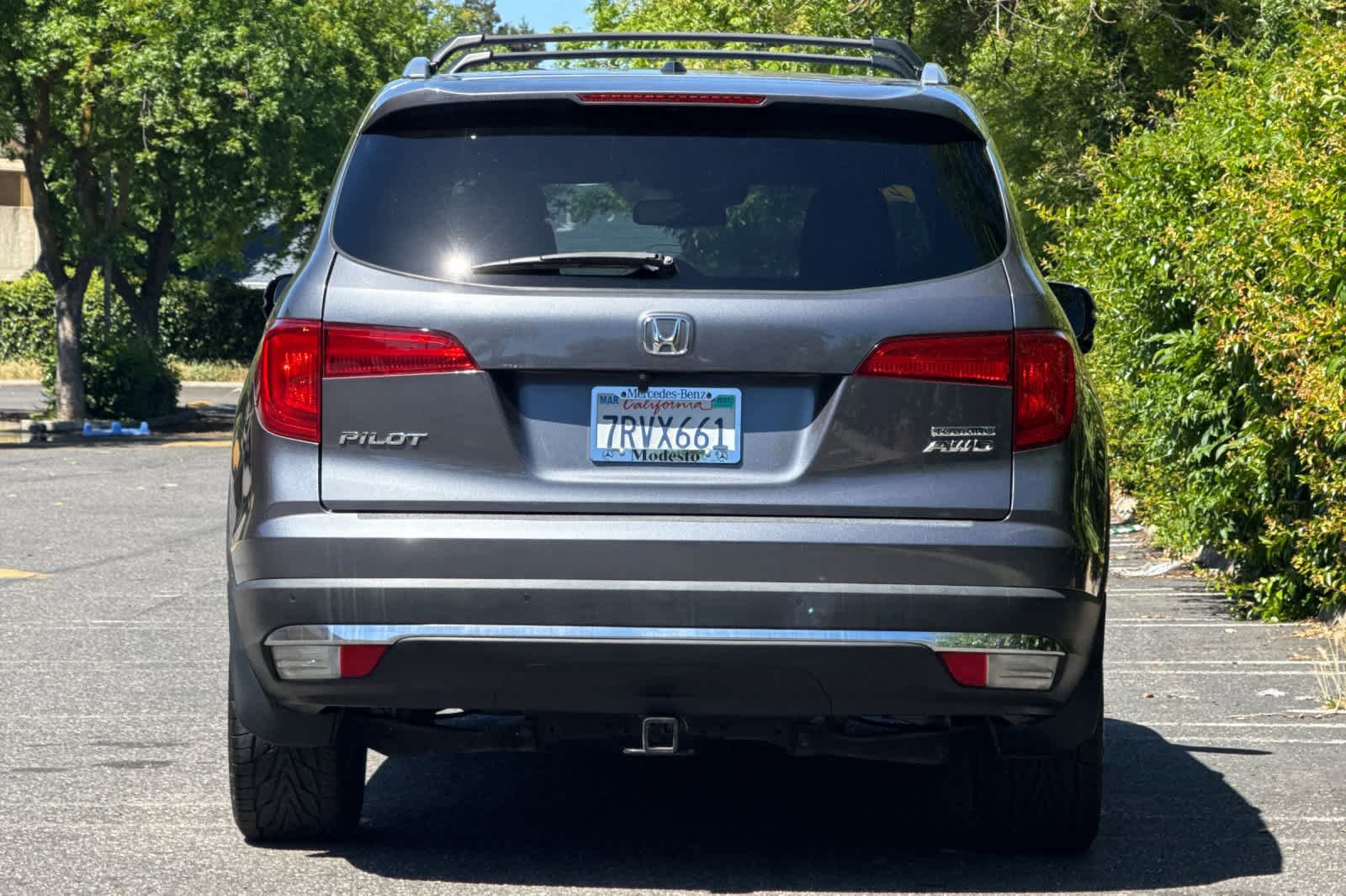 Used 2016 Honda Pilot Touring image 4