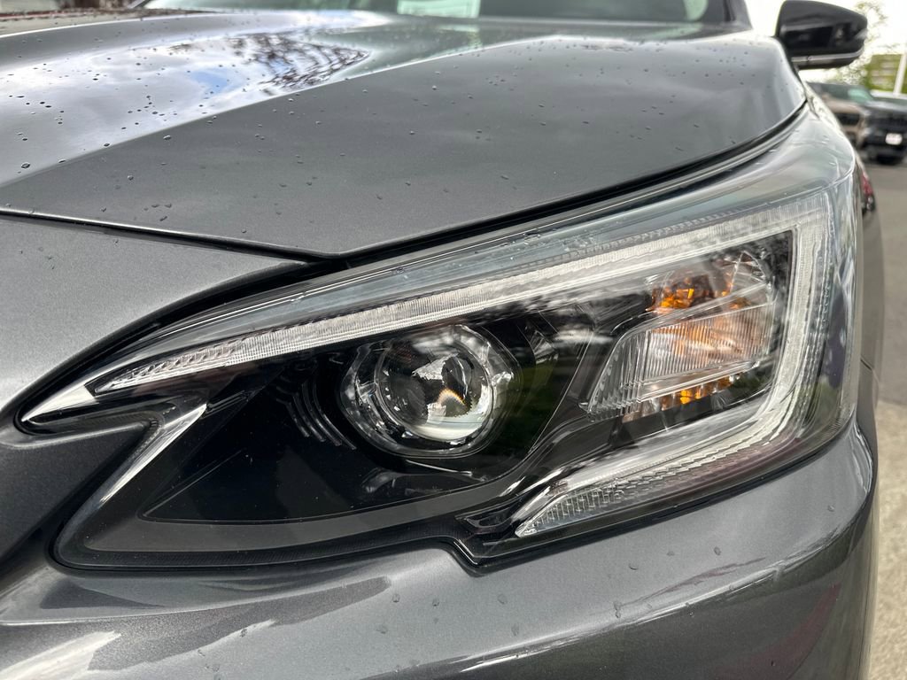 Used 2021 Subaru Outback Onyx Edition XT w/ Popular Package #2 AWD/4WD image 9