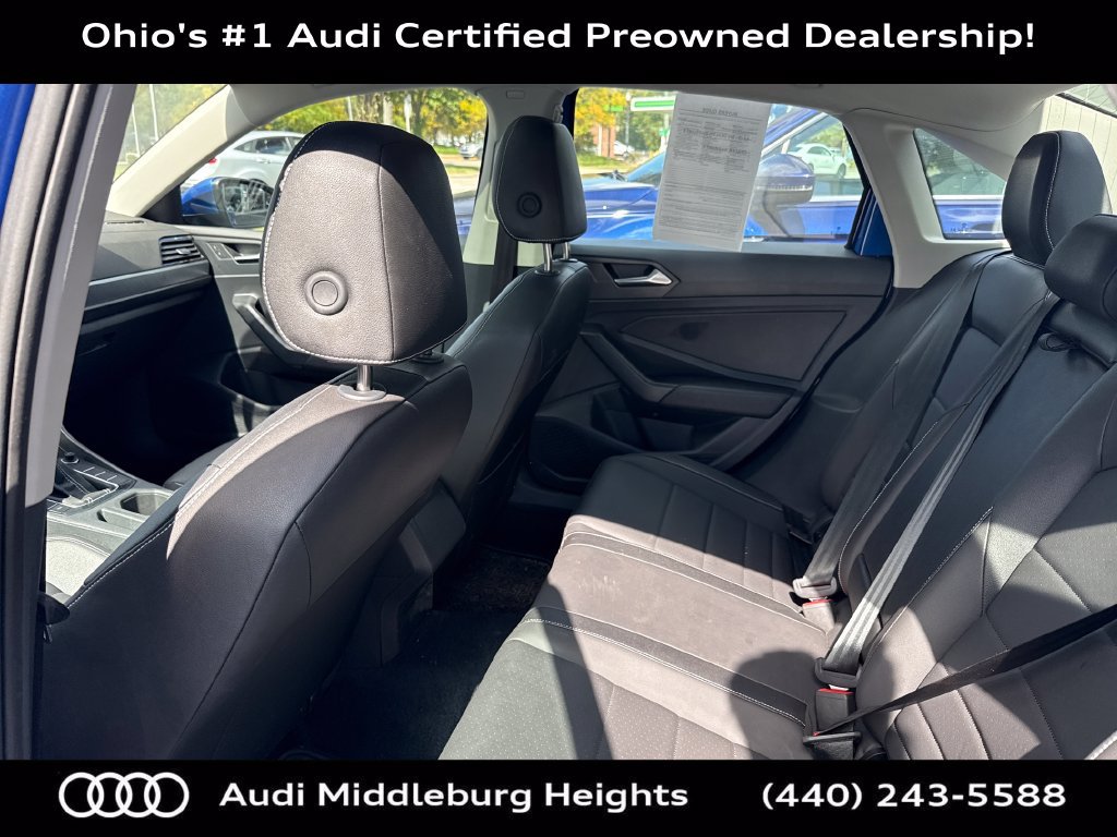 Used 2024 Volkswagen Jetta SE w/ Panoramic Sunroof Package FWD image 20