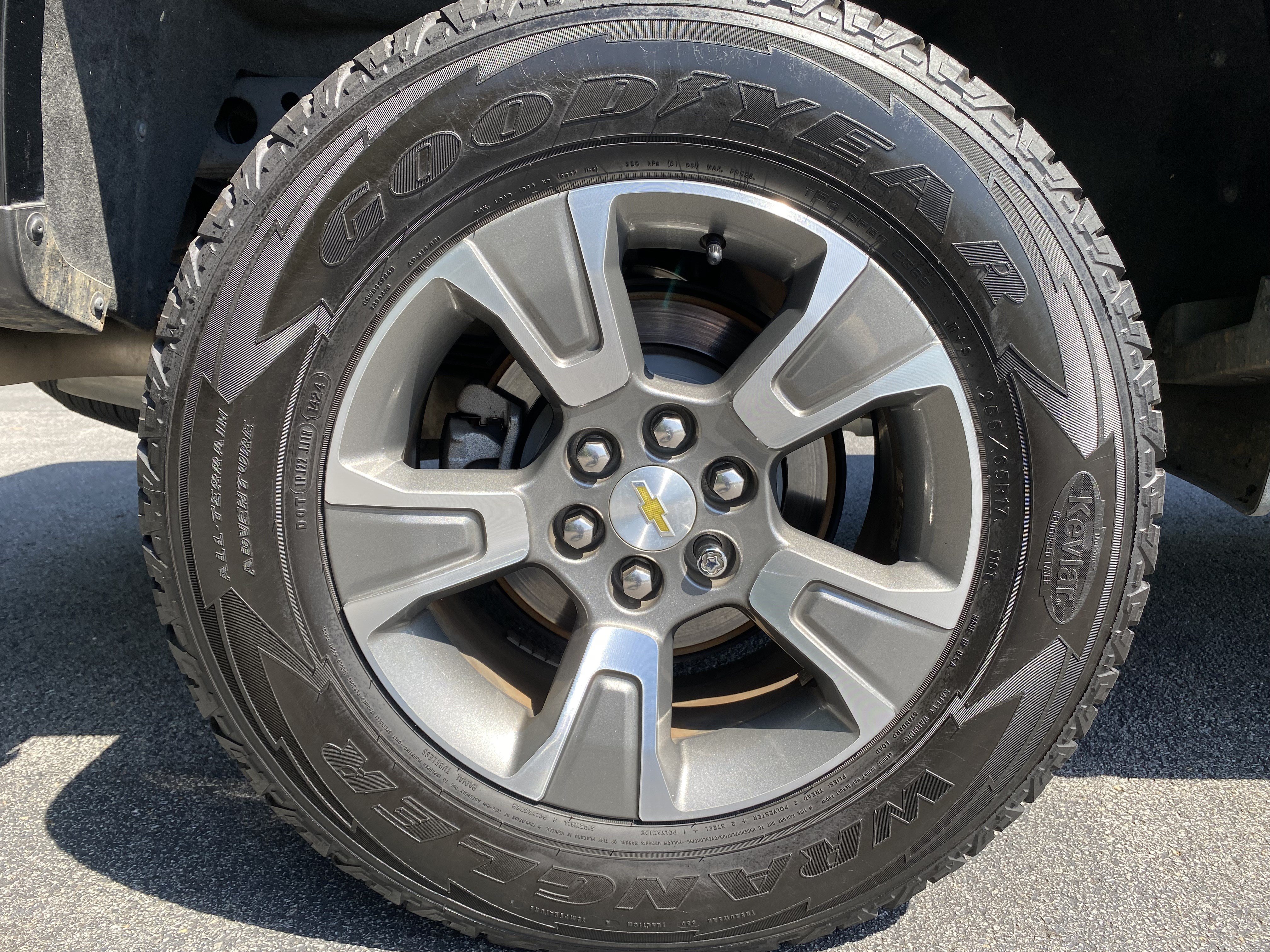 Used 2020 Chevrolet Colorado Z71 RWD image 39