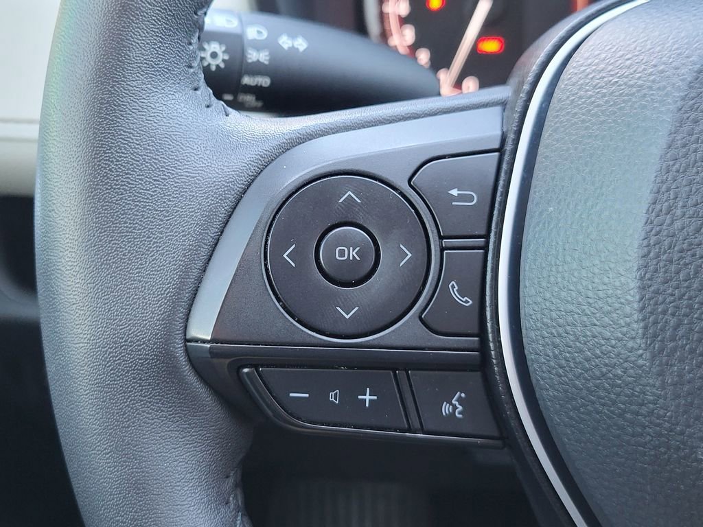 Used 2024 Toyota RAV4 XLE image 22