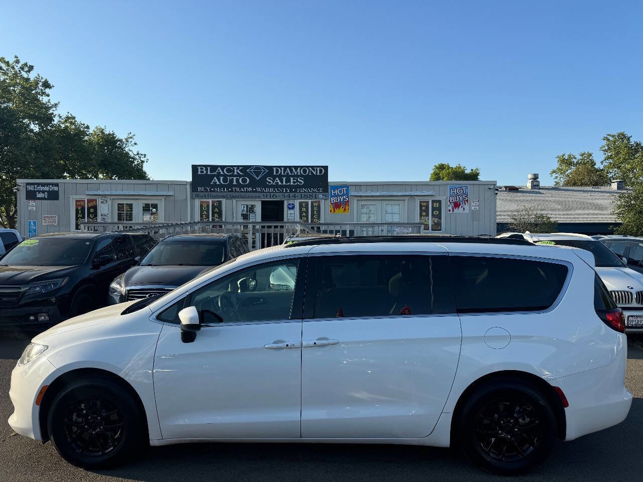 Used 2021 Chrysler Voyager Lxi image 7