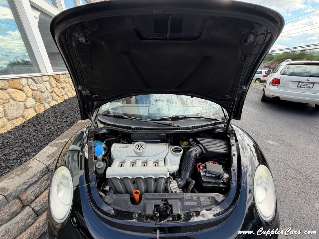 Used 2008 Volkswagen Beetle S FWD image 24