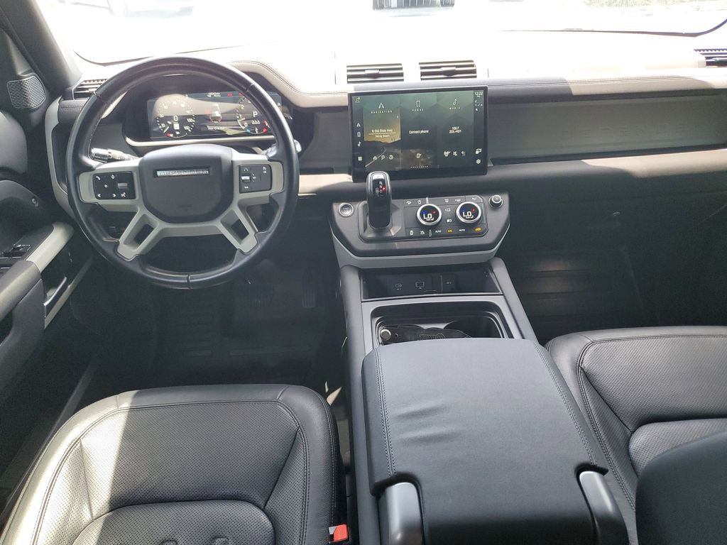 Used 2022 Land Rover Defender 110 S AWD/4WD image 16