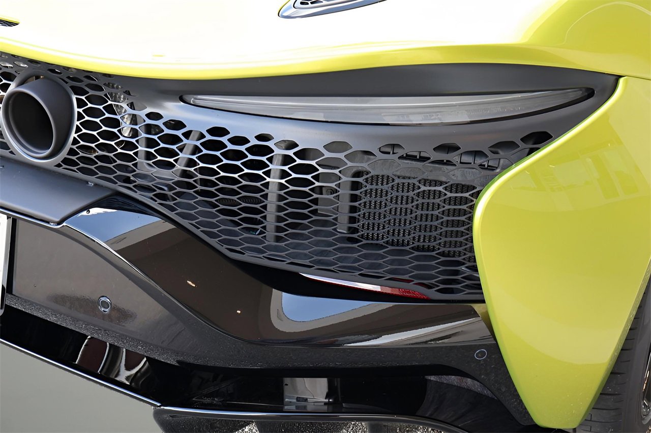 New 2025 McLaren Artura Spider image 22