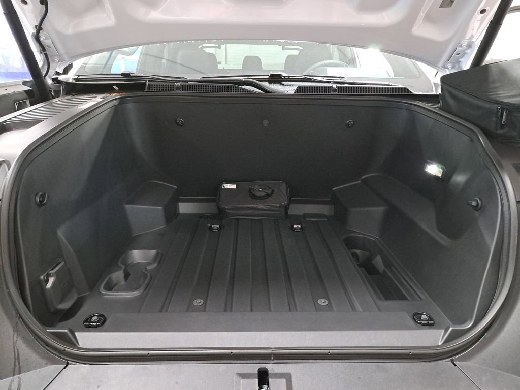 New 2025 GMC Sierra EV Denali image 41