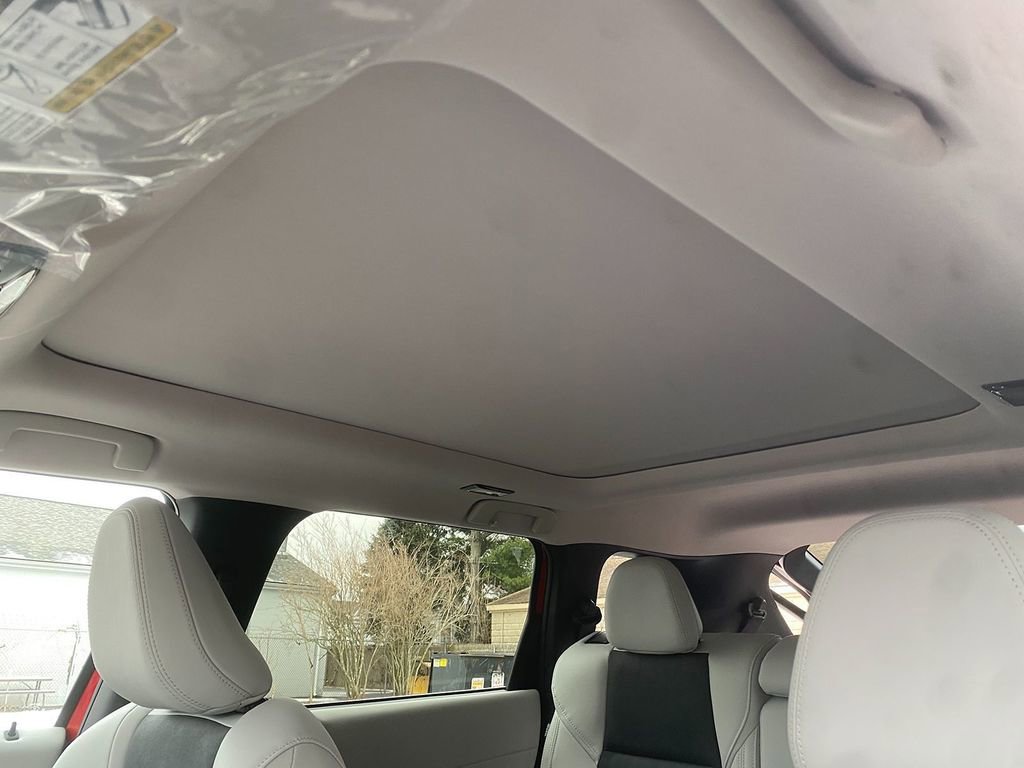 New 2026 Mitsubishi Outlander SE image 23