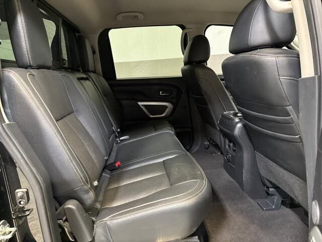 Used 2018 Nissan Titan SL w/ Chrome Package AWD/4WD image 63