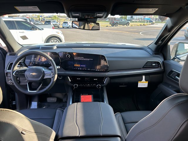 New 2025 Chevrolet Suburban Premier image 10