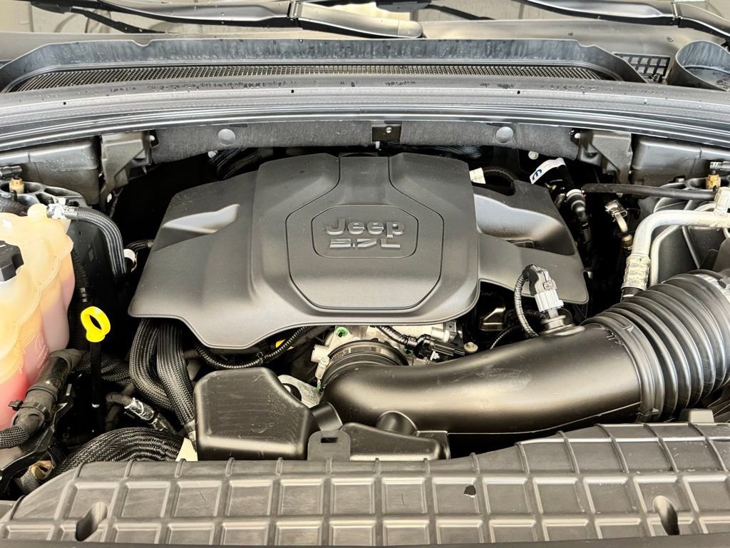 Certified 2024 Jeep Grand Cherokee L Summit image 27