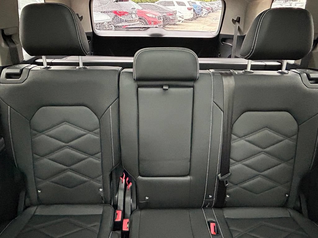 Certified 2026 Volkswagen Atlas SE FWD image 13