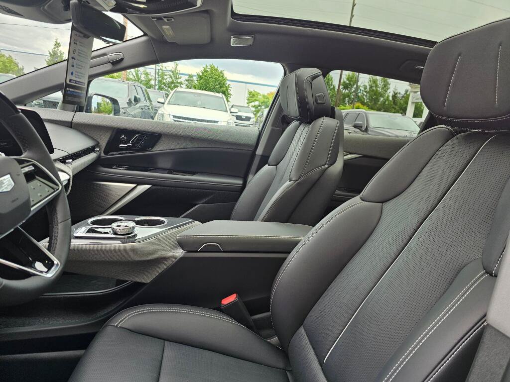 New 2026 Cadillac Optiq Sport 2 RWD image 24