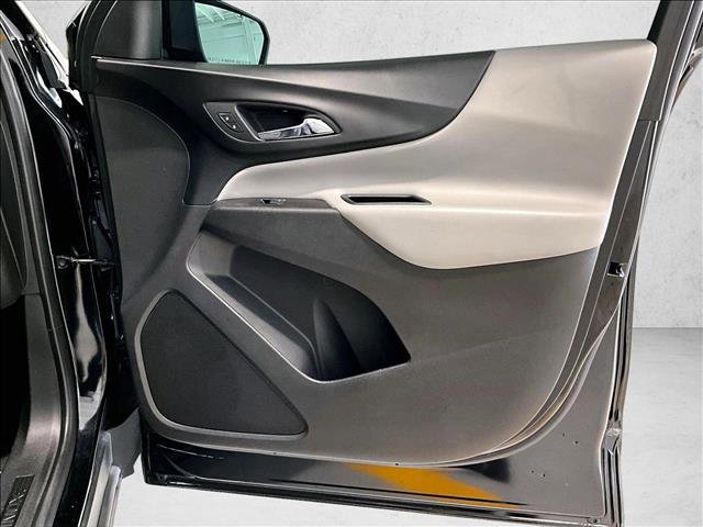 Used 2020 Chevrolet Equinox LS FWD image 19