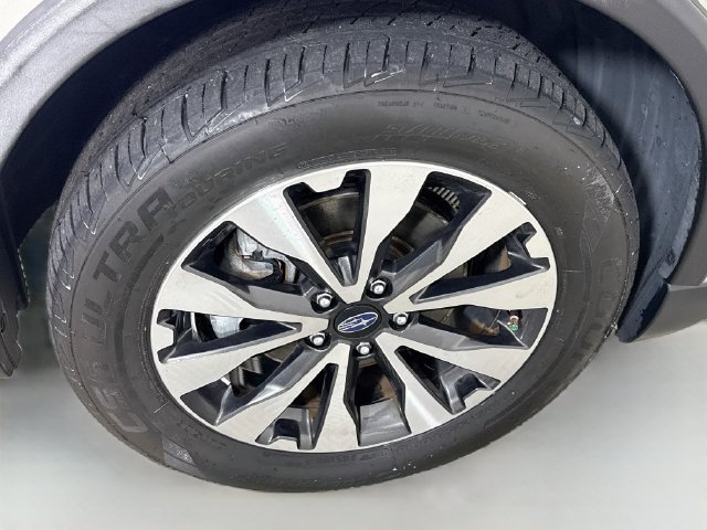 Used 2017 Subaru Outback 2.5i Limited AWD/4WD image 31