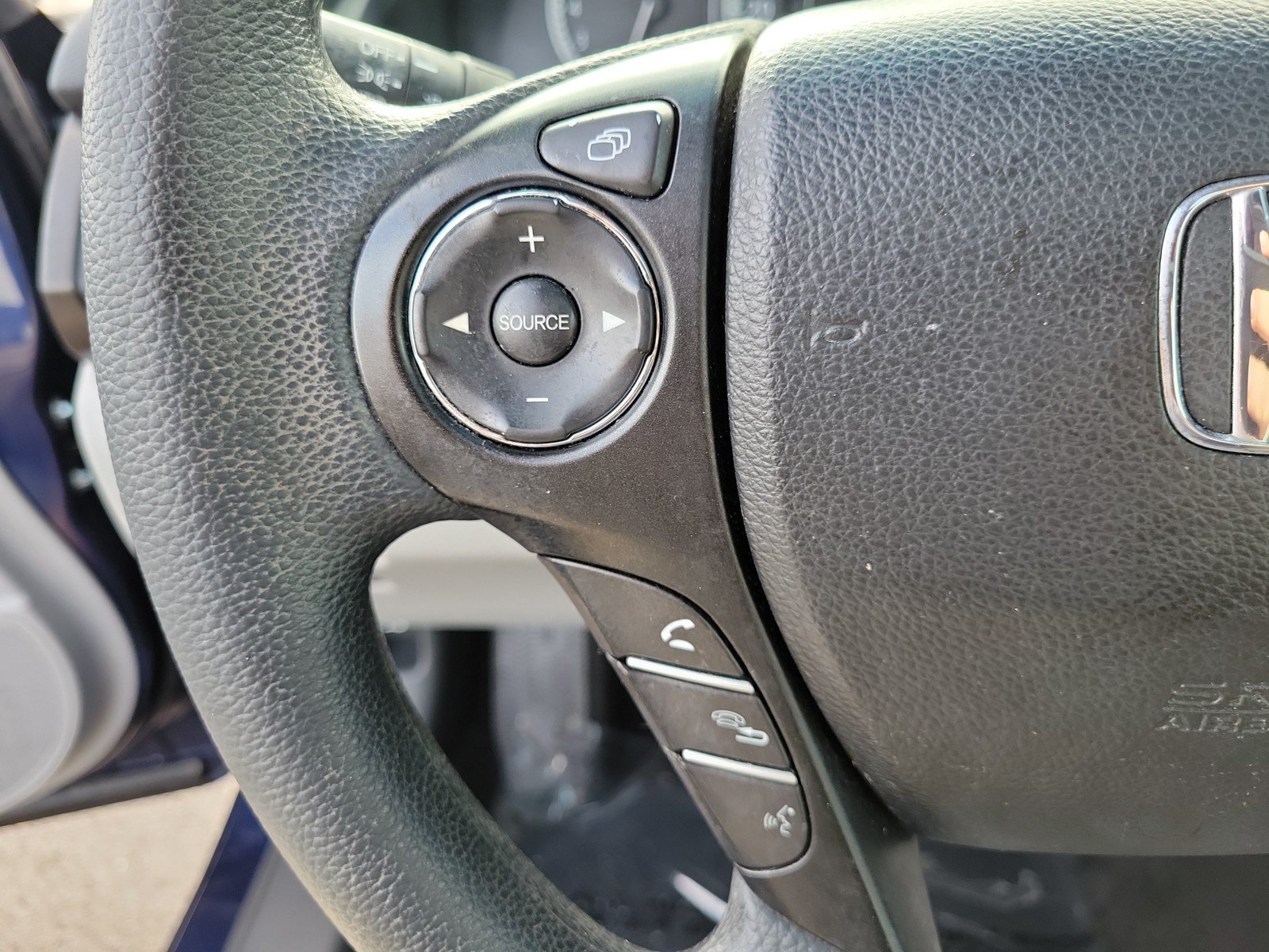 Used 2013 Honda Accord EX image 18