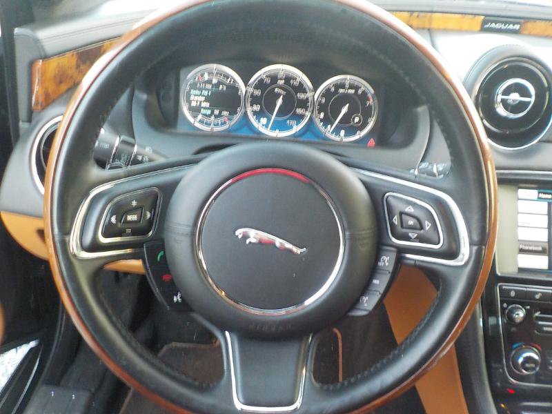 Used 2015 Jaguar XJ L Portfolio image 14