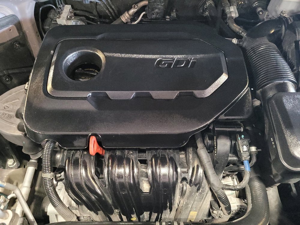 Used 2020 Hyundai Santa Fe SE image 30