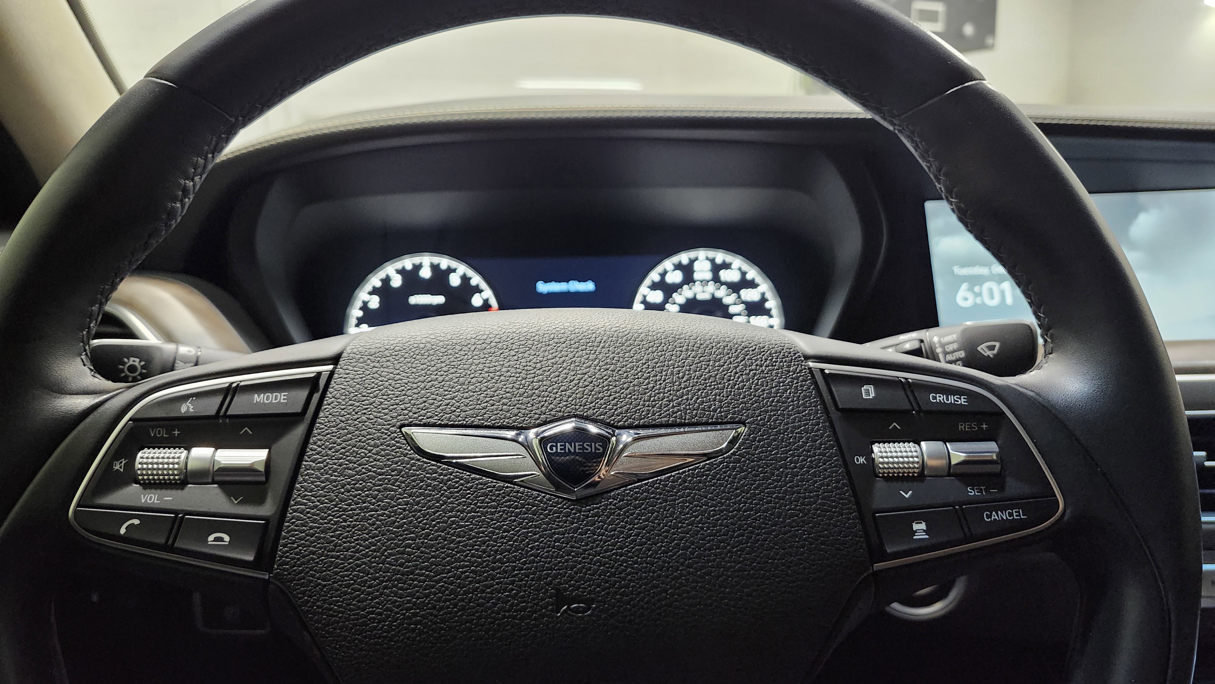 Used 2021 Genesis G90 3.3T Premium image 33